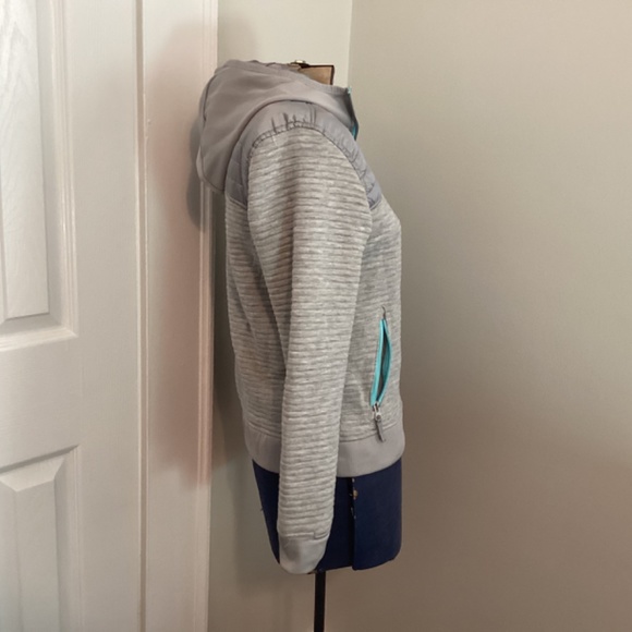 Gerry Gray Blue Hooded Jacket w/ zip up pockets thumb holes - Picture 2 of 6